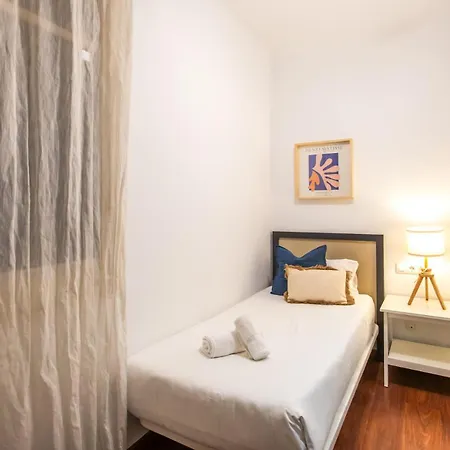 شقة 34ind1119- Near Sagrada Familia برشلونة